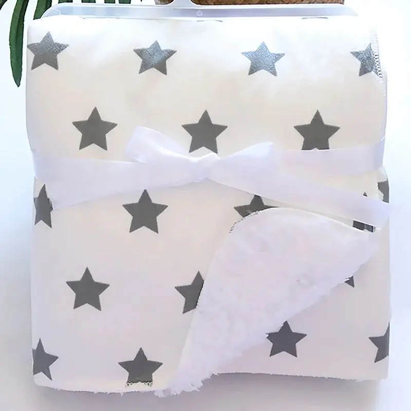 suave-manta-estampada.estrellas-8.webp