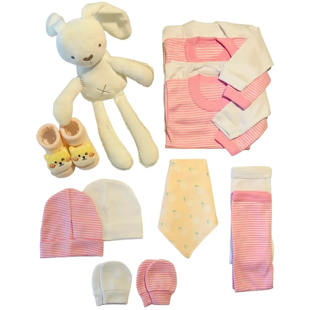 Doble ajuar 0-3 meses - 10 piezas - más peluche conejito y 2 accesorios